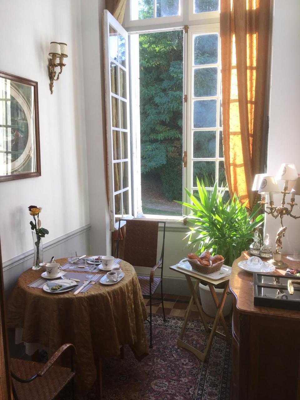 Chateau De La Haye Bed and Breakfast Contigné Εξωτερικό φωτογραφία